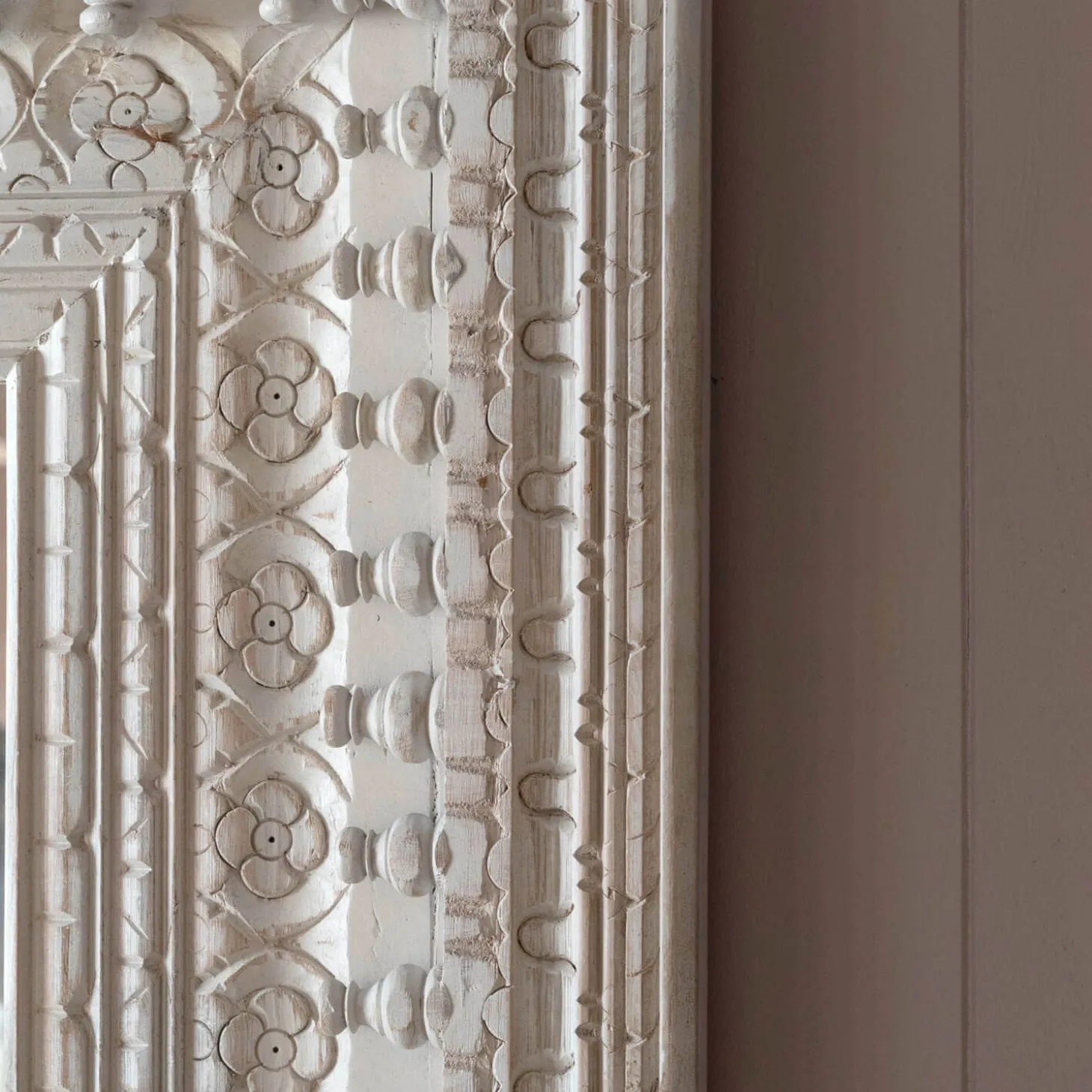 Adah Wooden Carved Wall Mirror