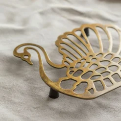 Antiqued Brass Swan Trivet