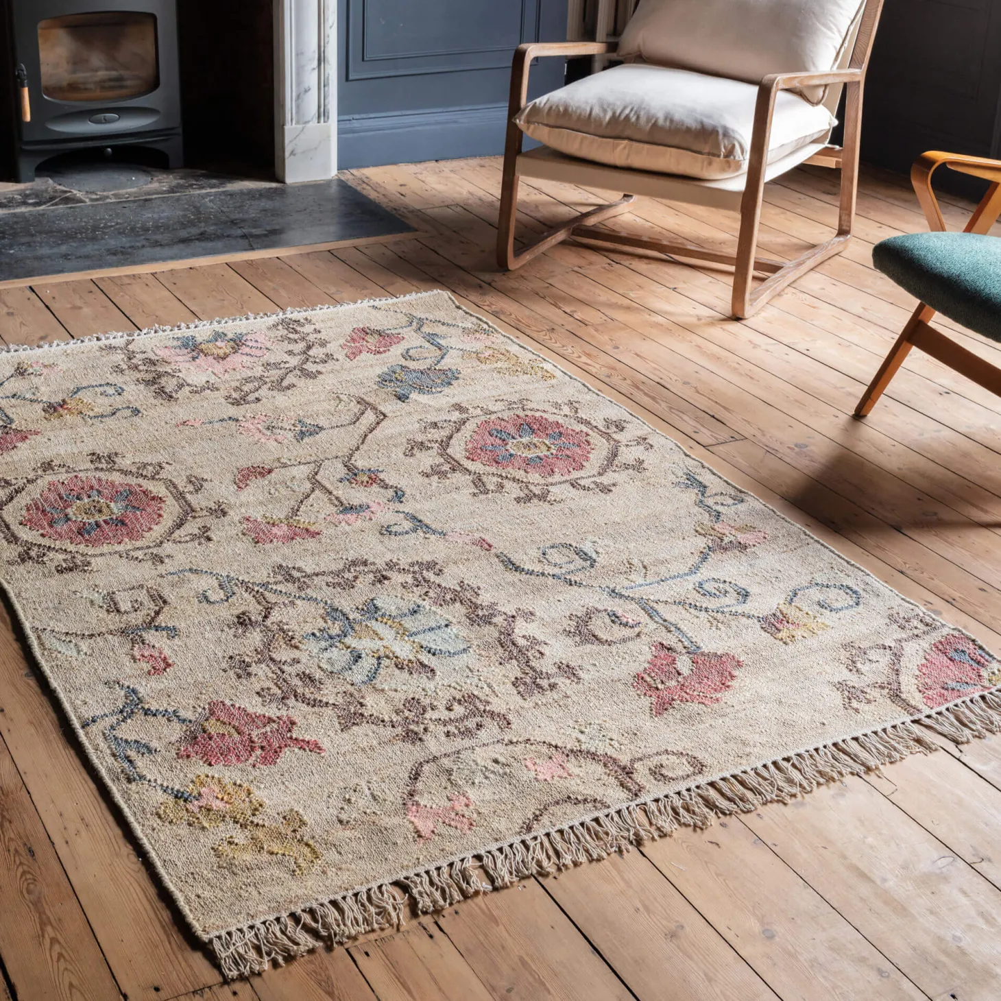 Bayar Kilim Rugs