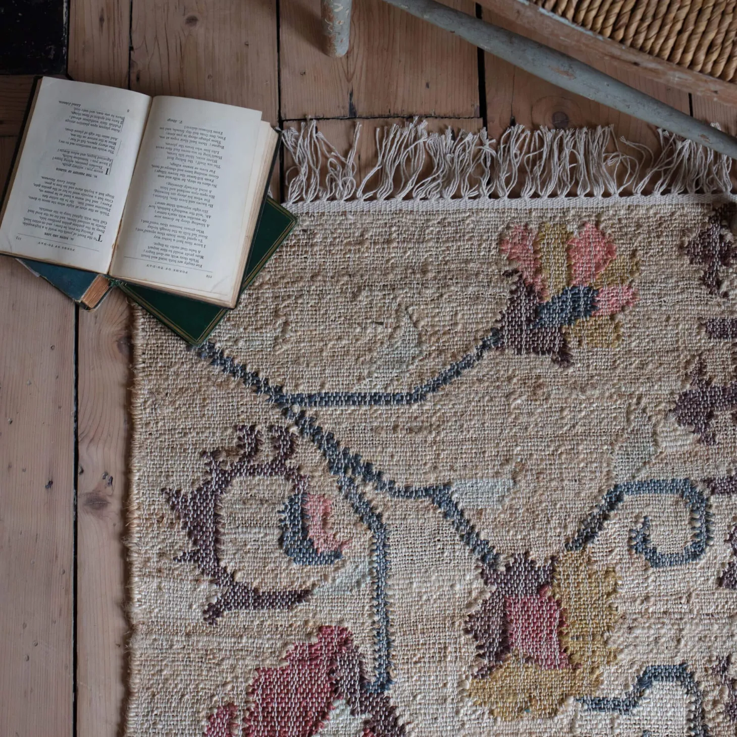 Bayar Kilim Rugs