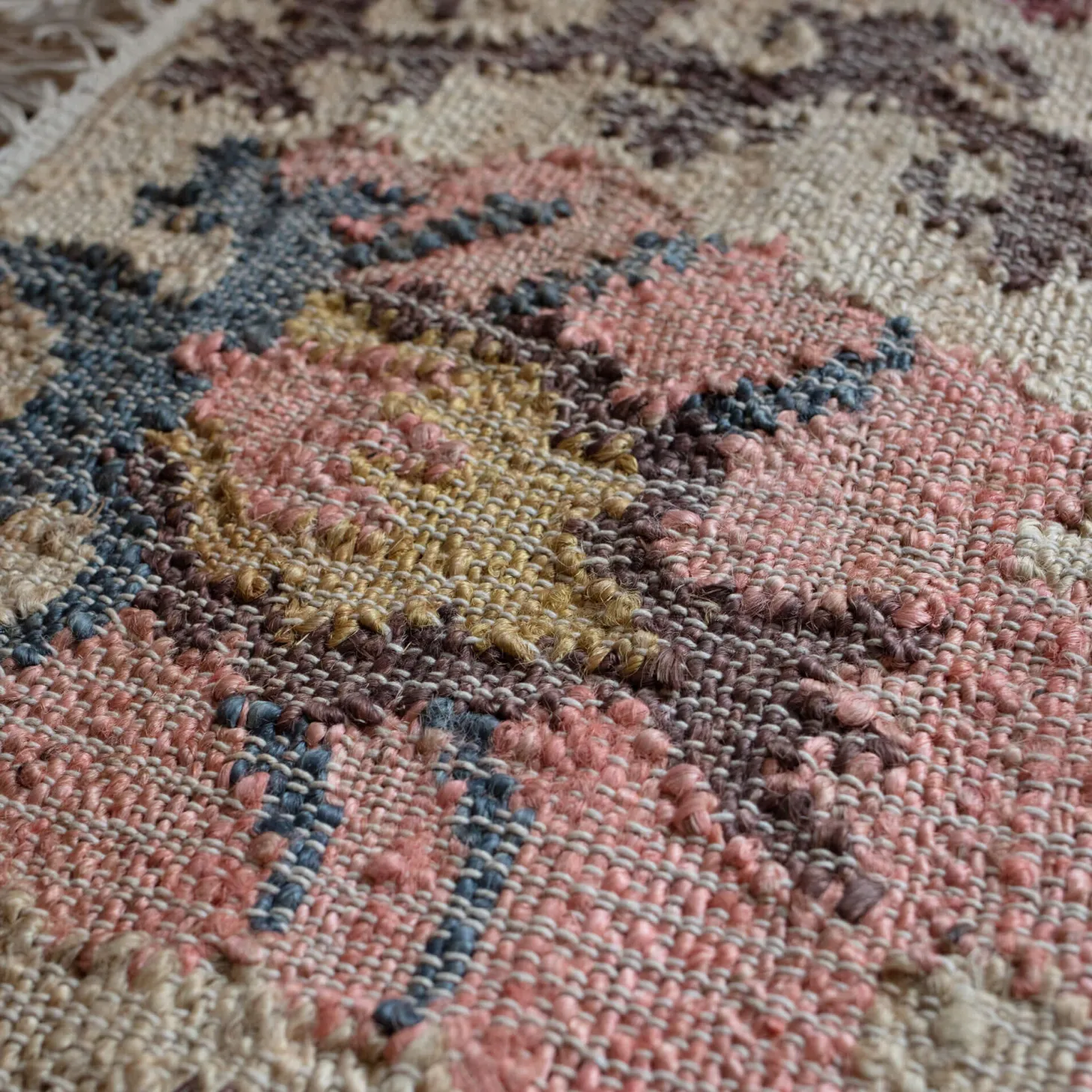 Bayar Kilim Rugs