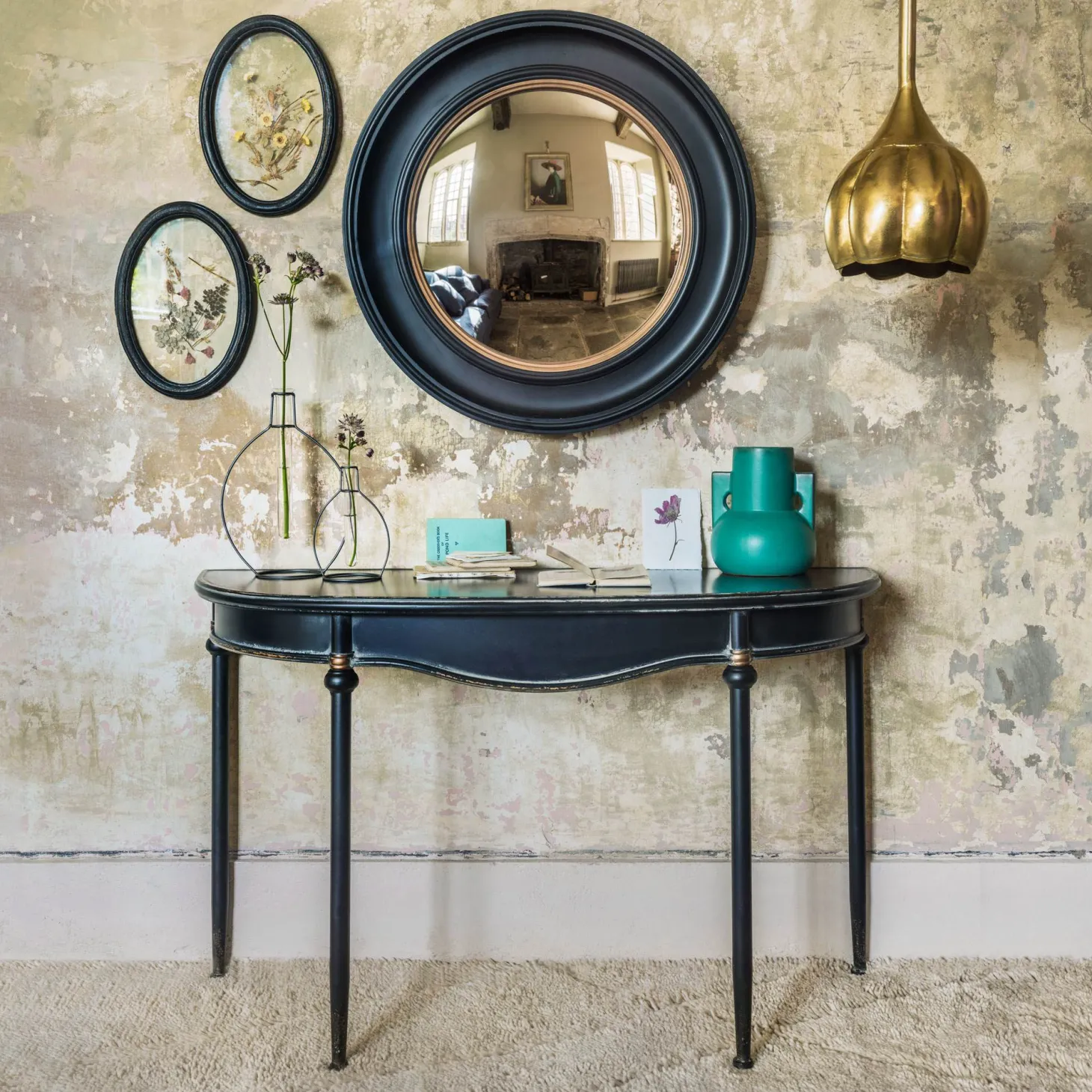 Black Curve Console Table