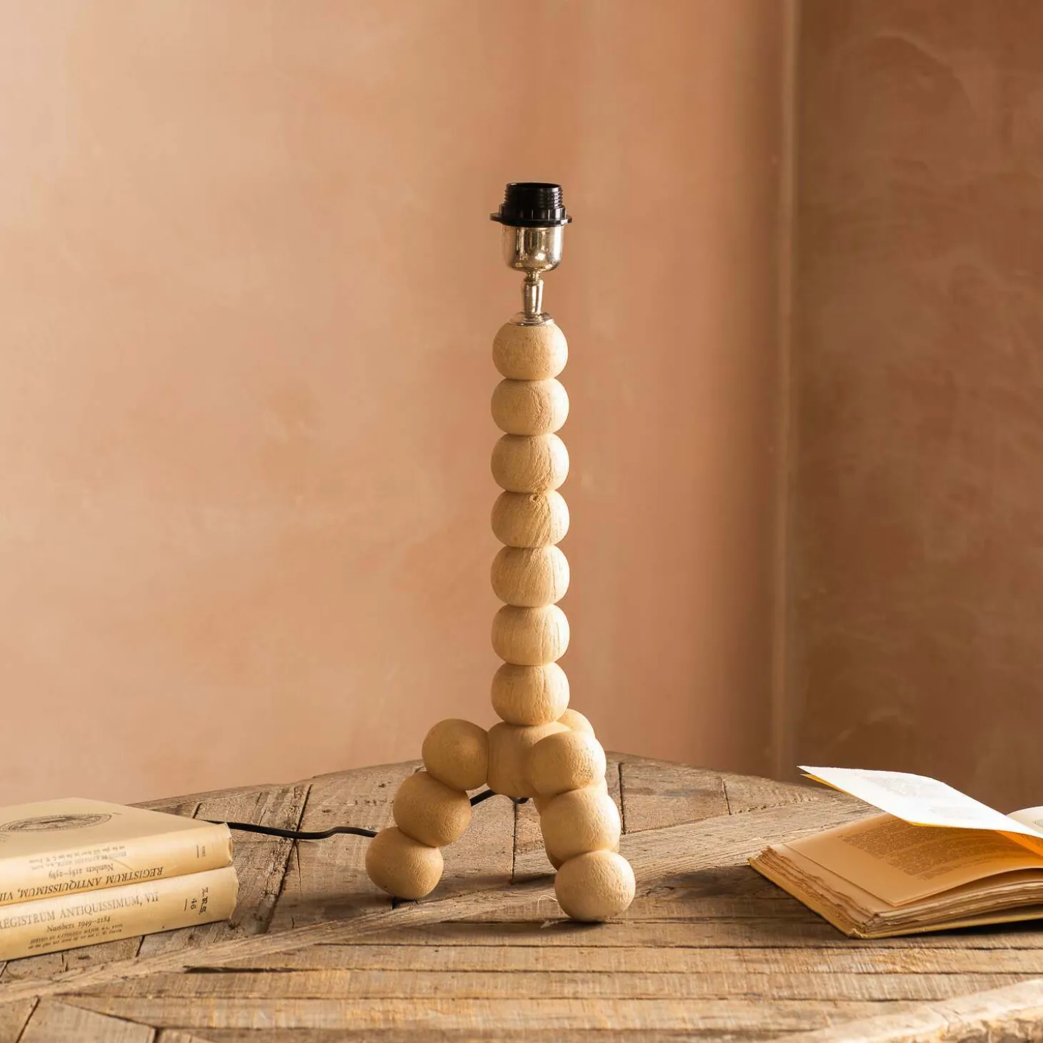 Bobbin Tripod Natural Wooden Table Lamp