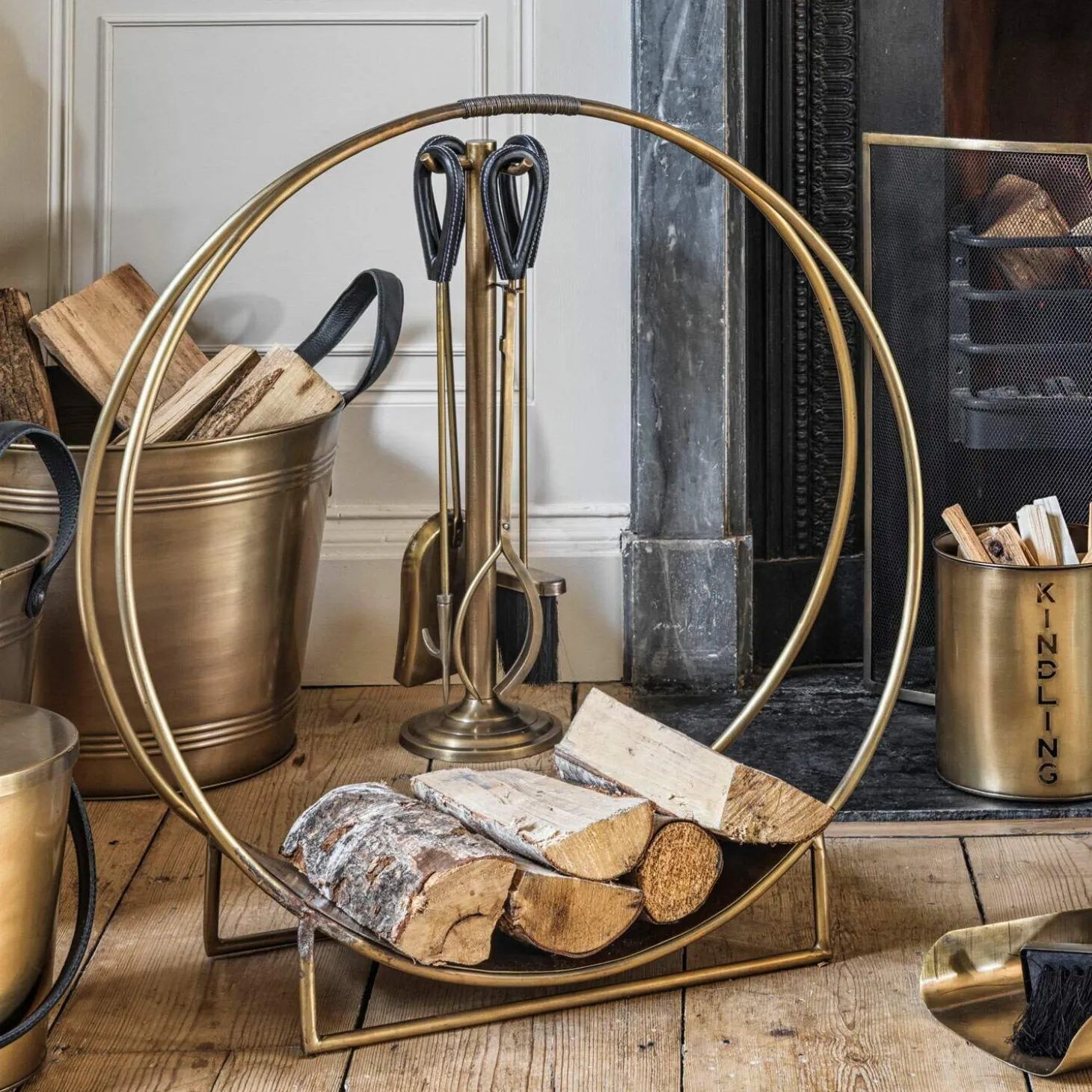 Brass Circle Log Holder