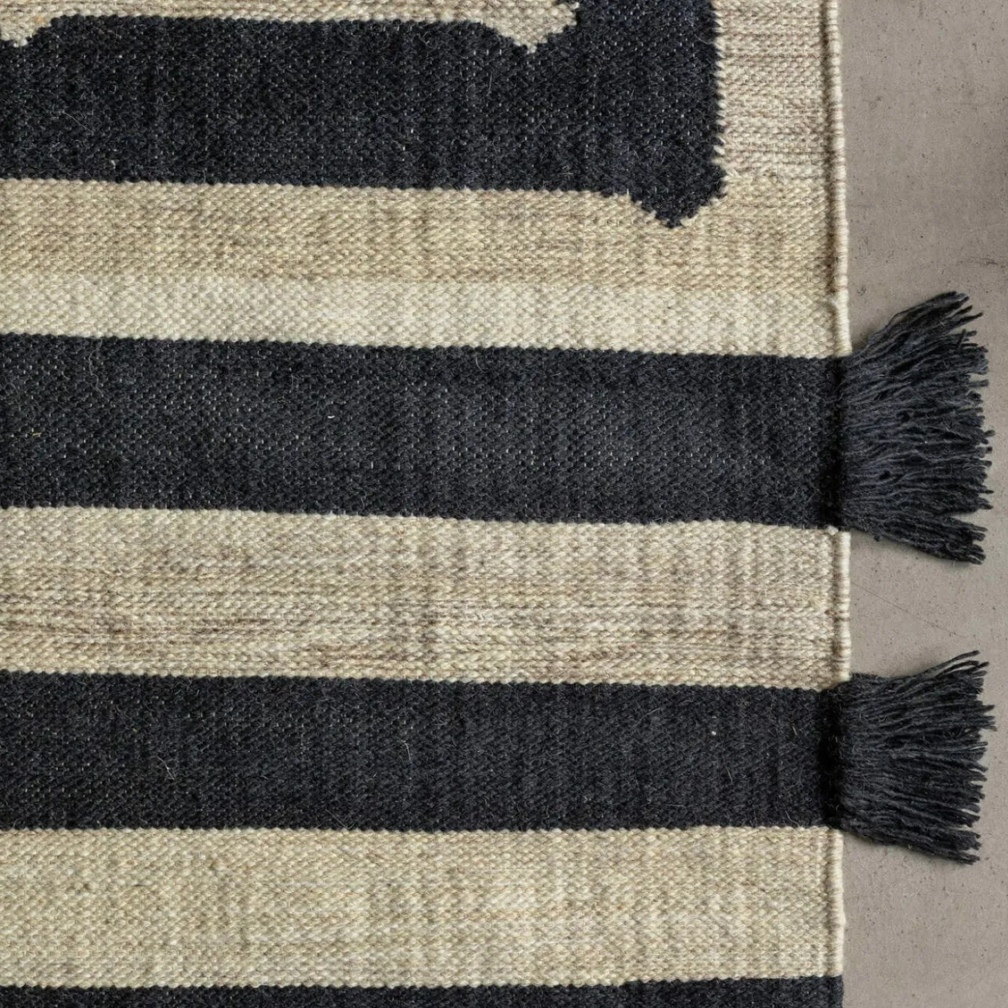 Bridget Monochrome Rug 150 x 240cm