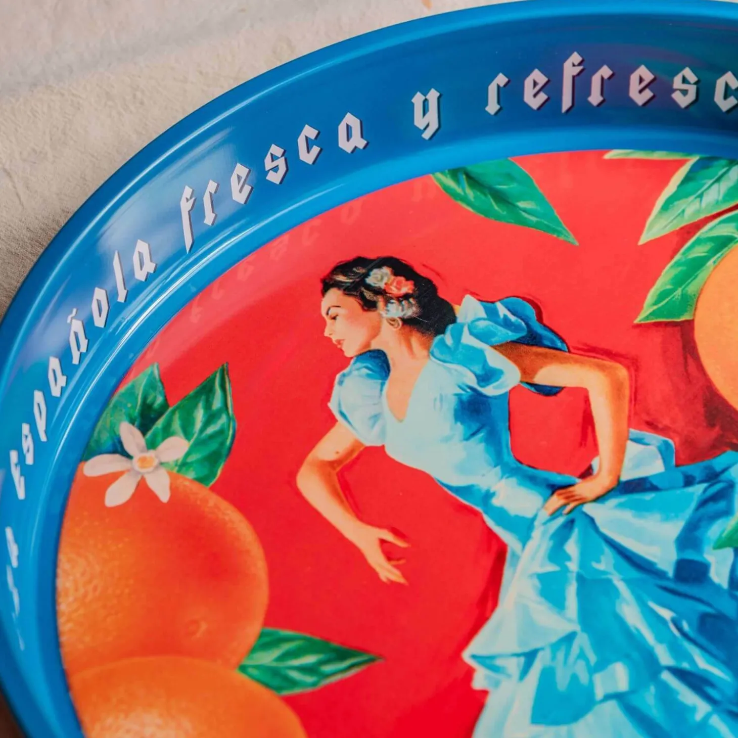 Cerveza Round Metal Tray