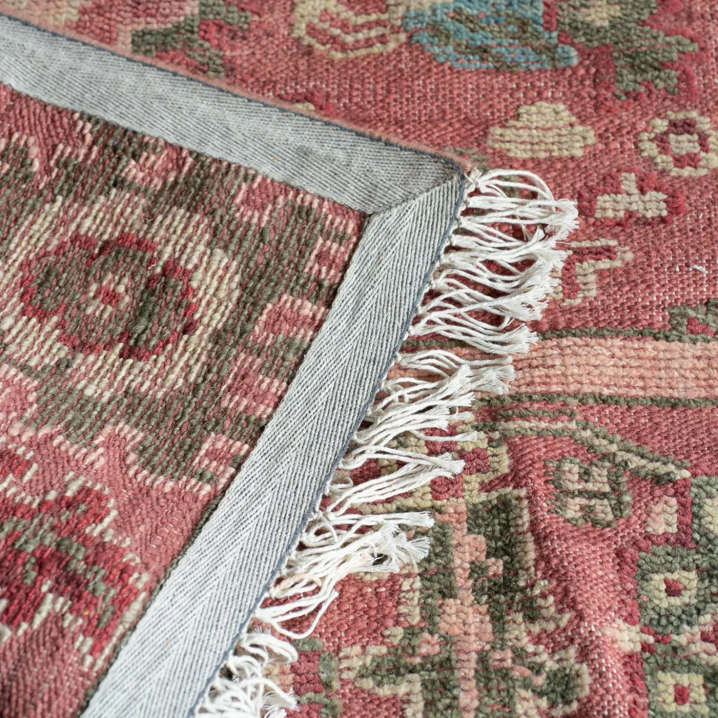 Daria Knotted Wool Rug 200 x 300cm