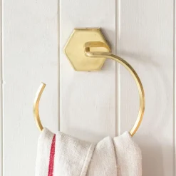 Devonshire Hexagon Towel Ring