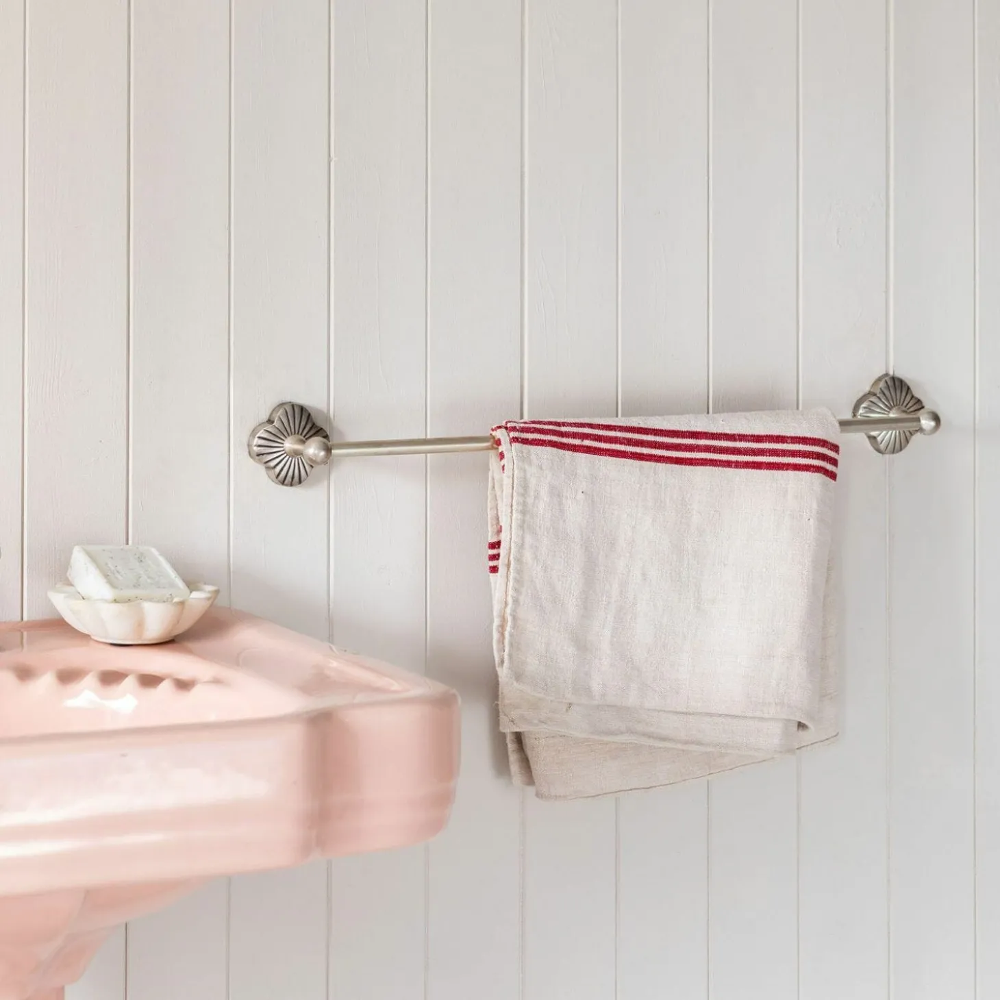 Eliston Towel Rail
