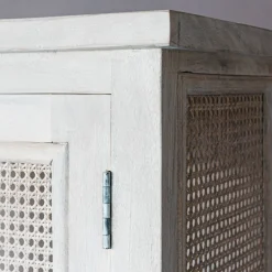 Esben Cupboard