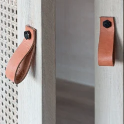 Esben Cupboard