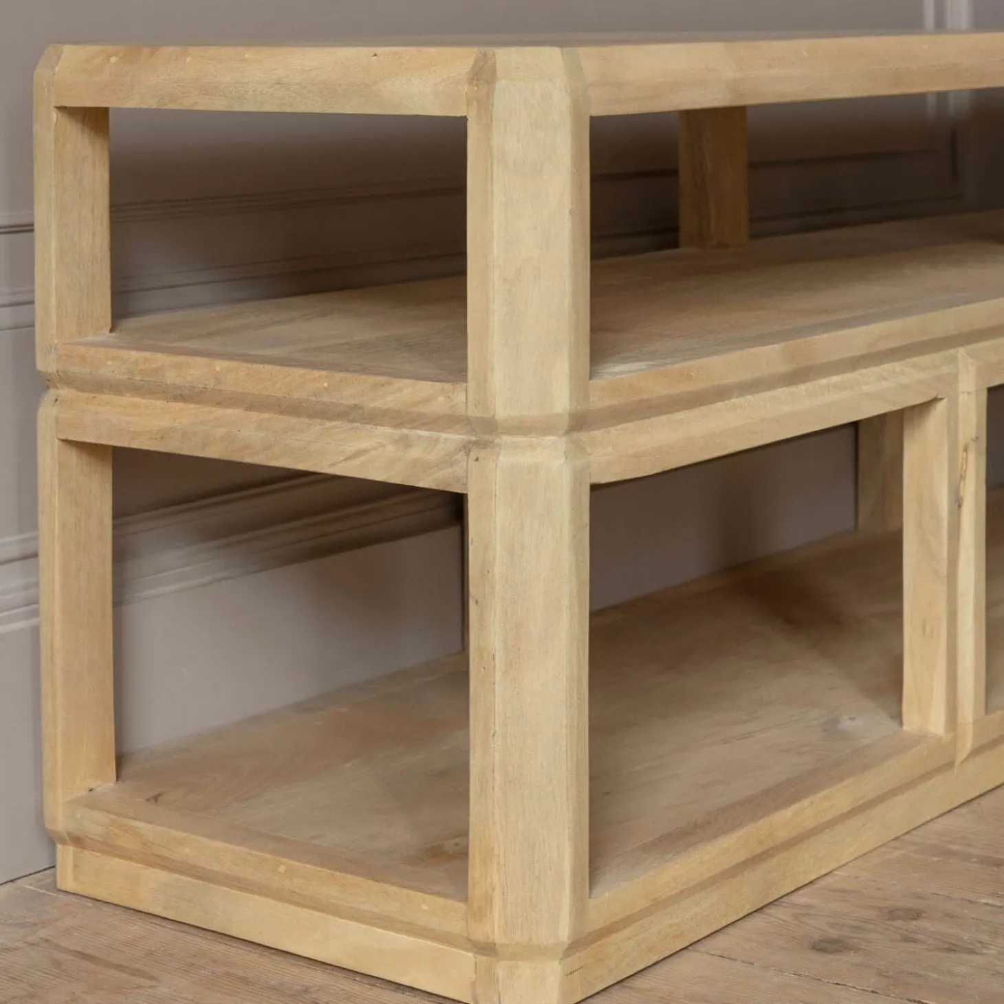 Evander TV Stand