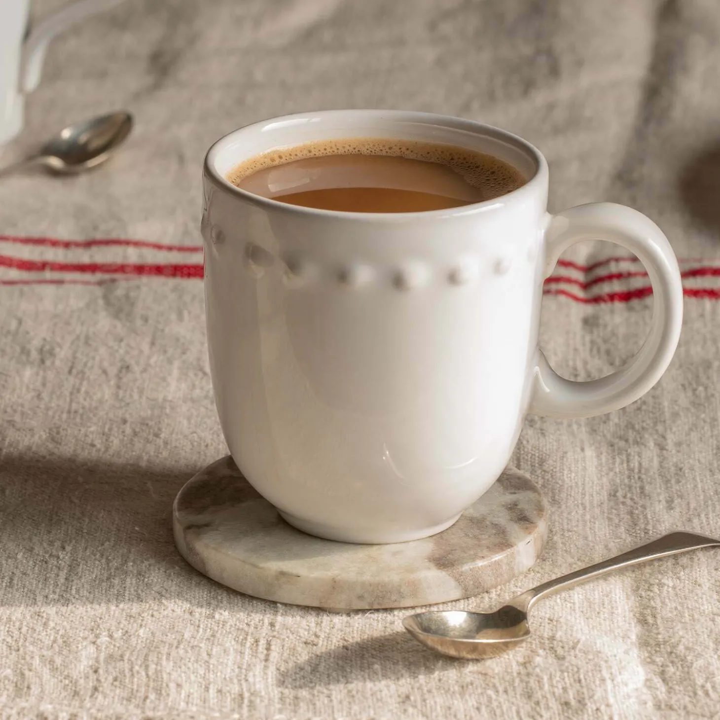 Eve White Bobble Mug