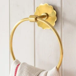 Fosse Towel Ring