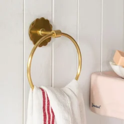 Fosse Towel Ring