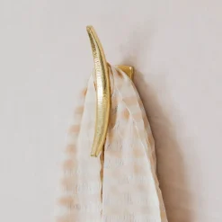 Gold Curve Hook