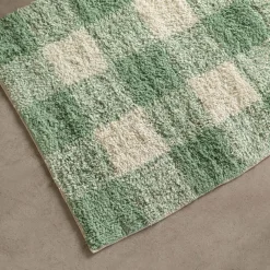 Green Gingham Tufted Bath Mat