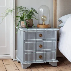 Ile De Re Bedside Table