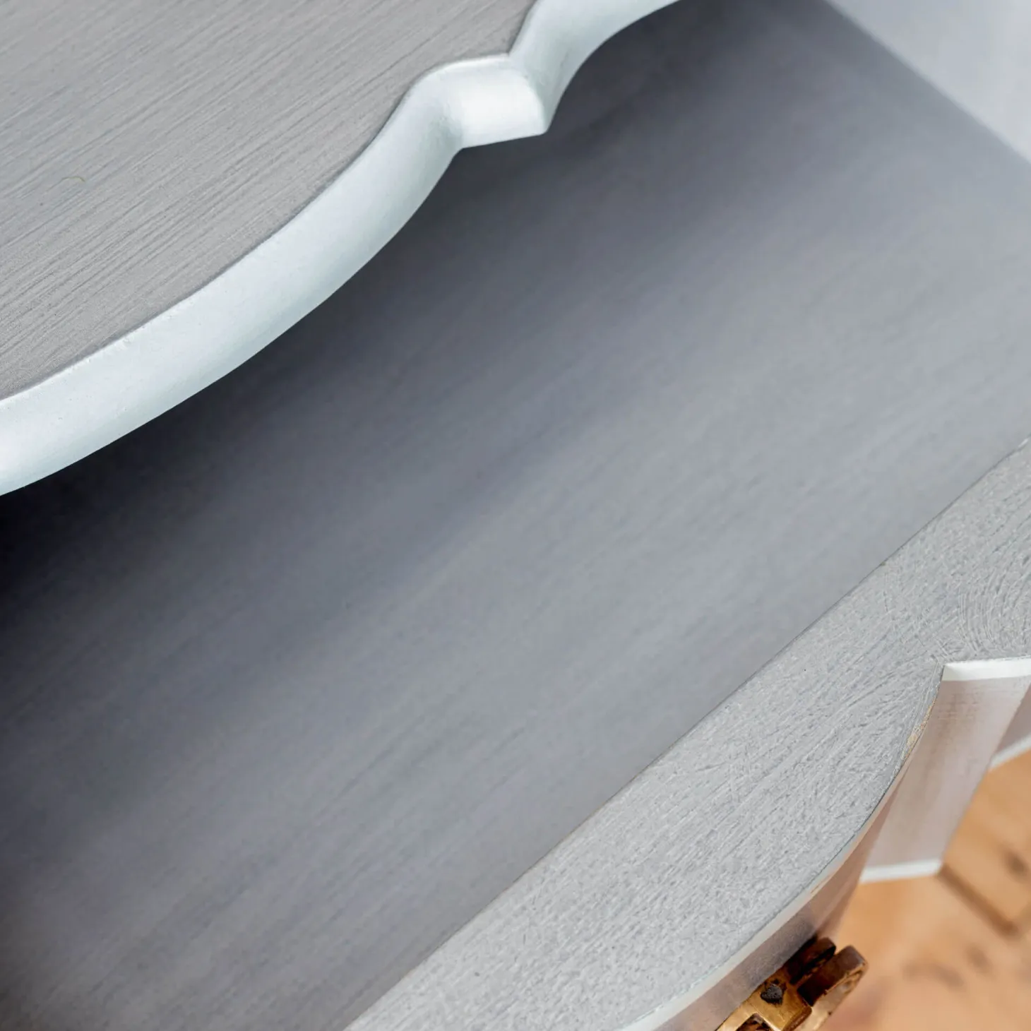 Ile De Re Bedside Table