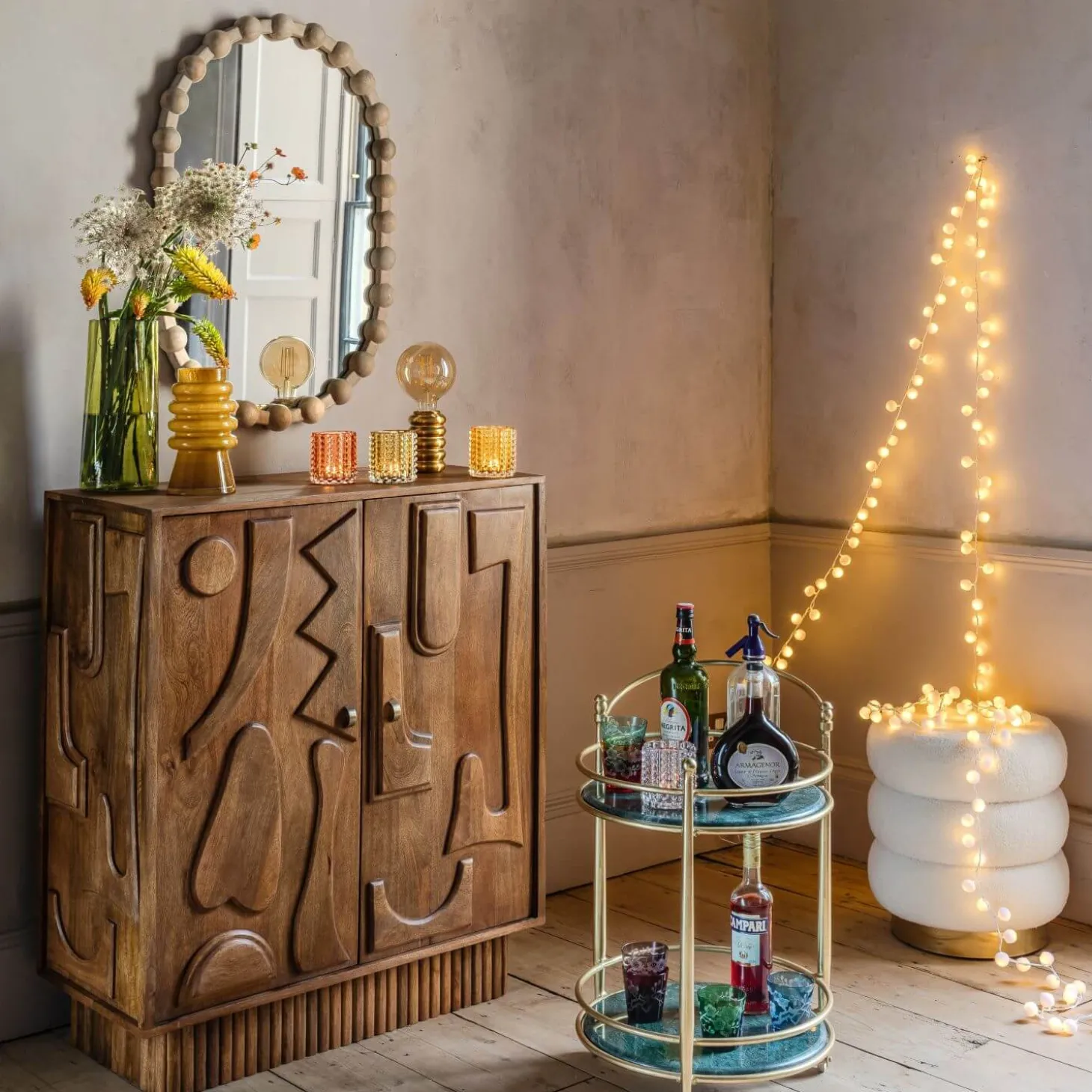 Jesse Bar Cabinet