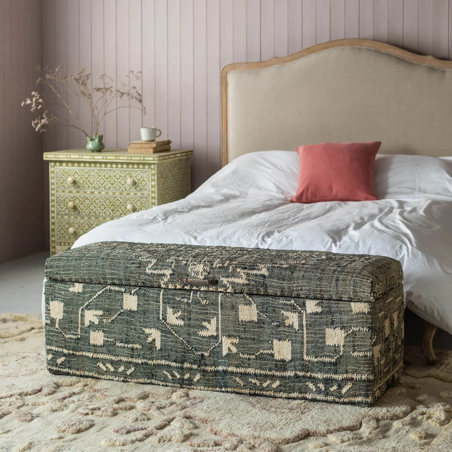 Leo Jute Blanket Box