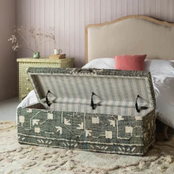 Leo Jute Blanket Box