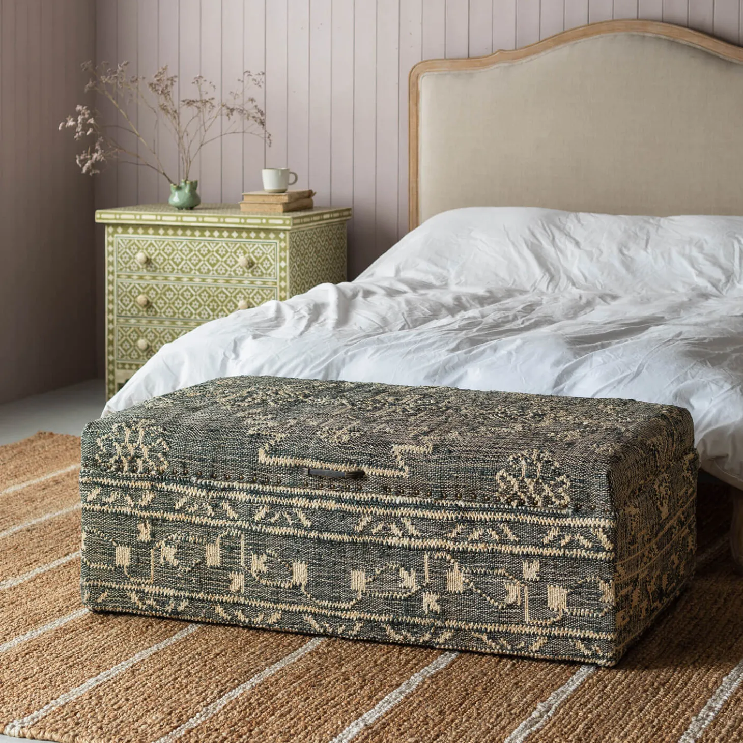 Leo Jute Ottoman