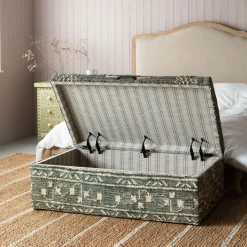 Leo Jute Ottoman
