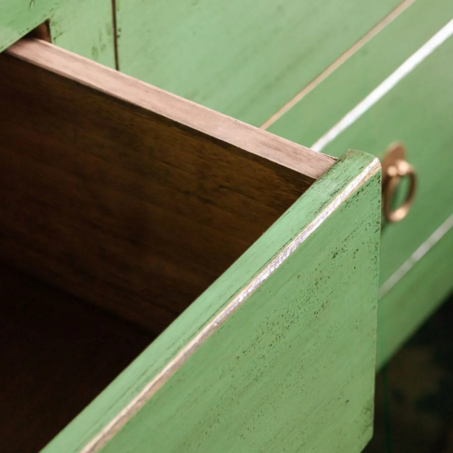 Leshan Jade Six Drawer Sideboard