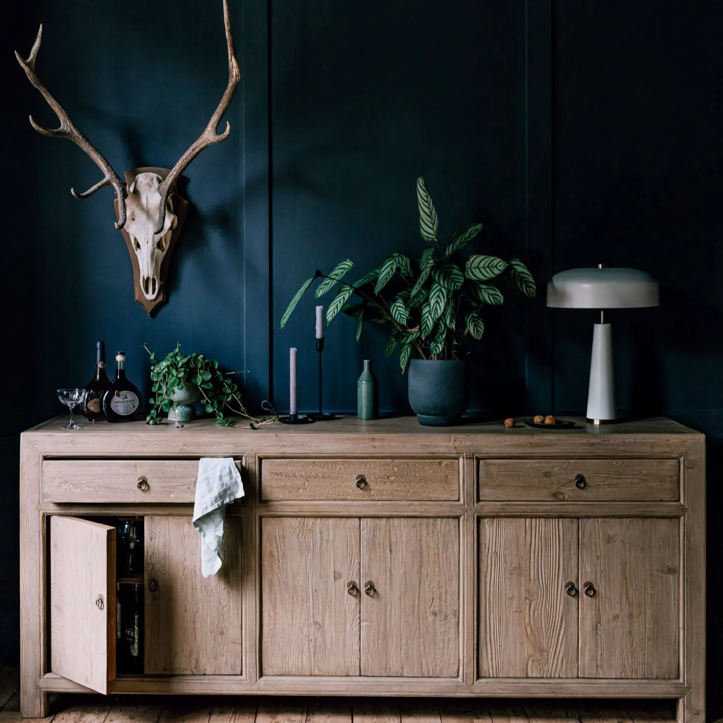 Leshan Six Door Three Drawer Sideboard