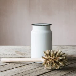 Loo Brush in Enamel Pot