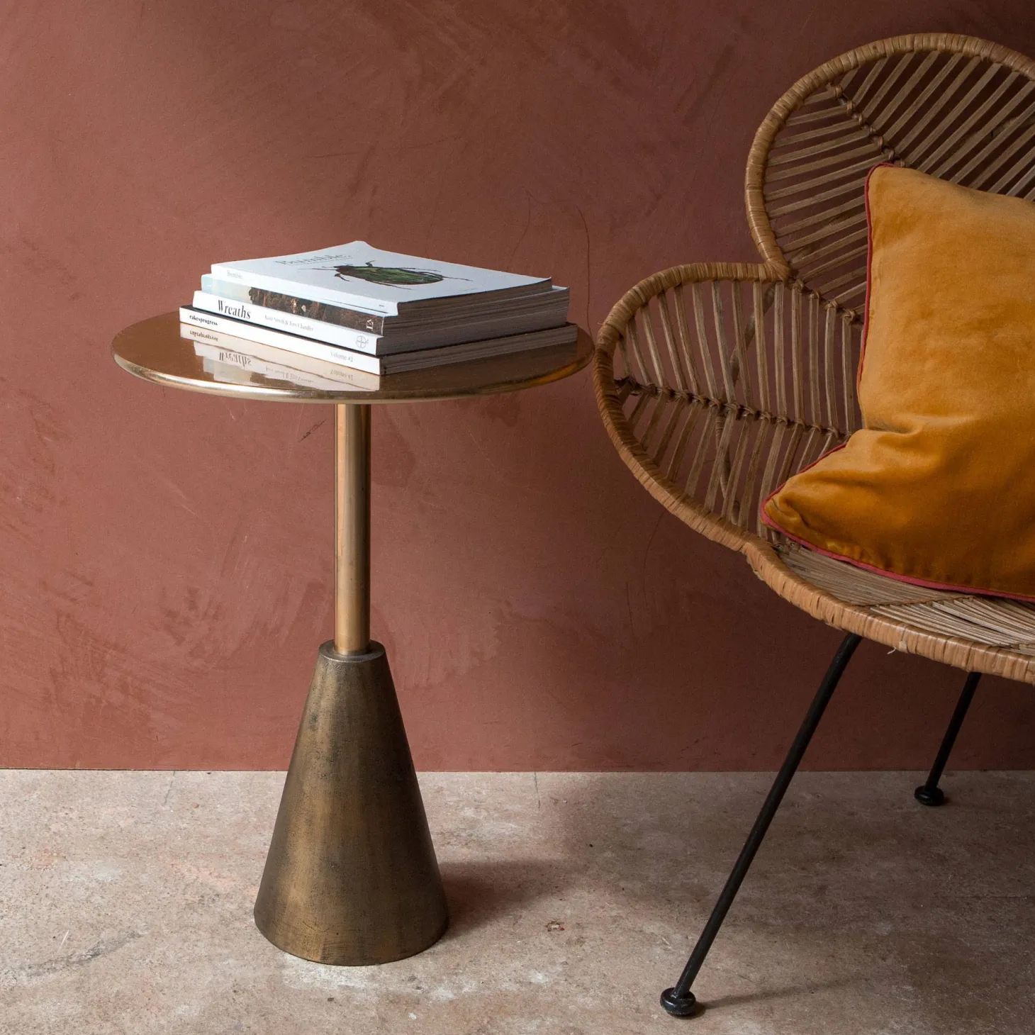 Luko Side Table
