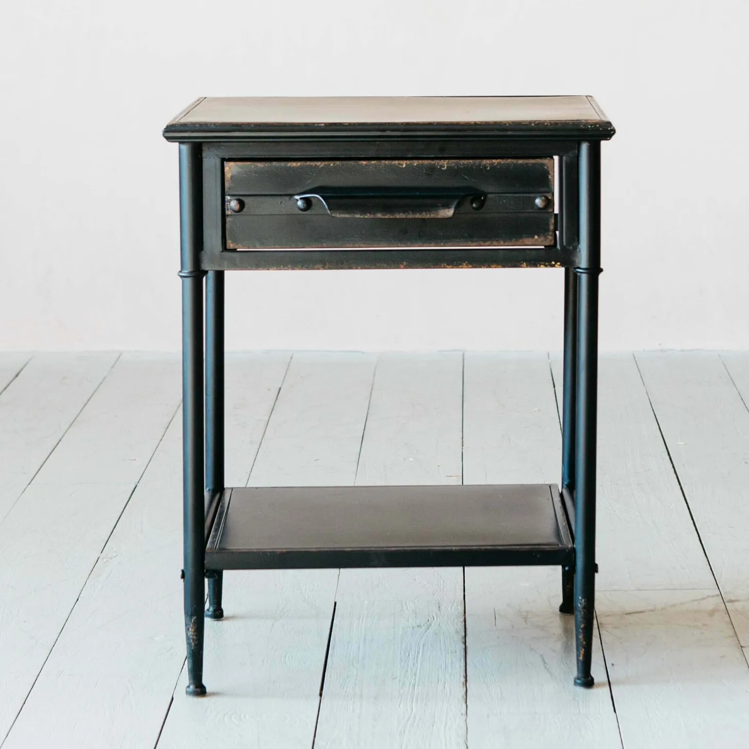 Lupin Bedside Table