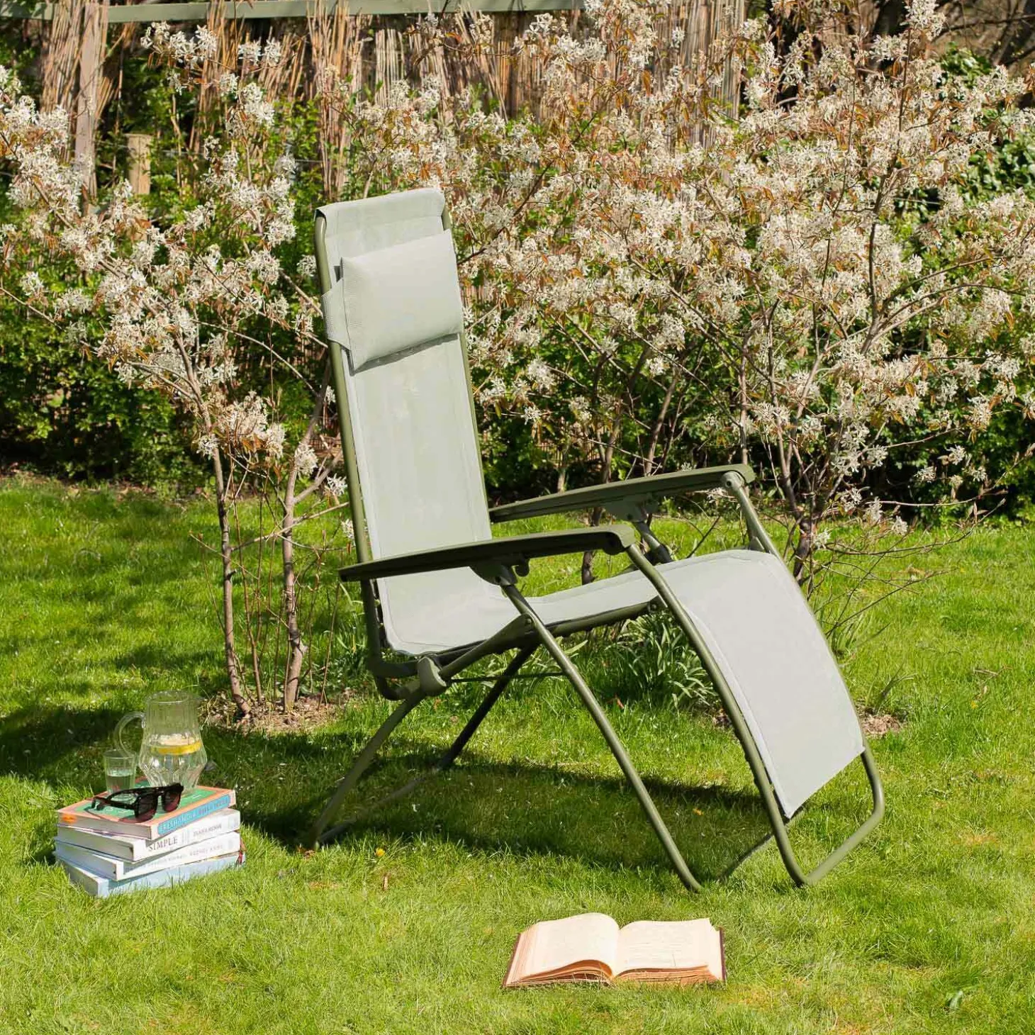 Moss Green Reclining Garden Chair