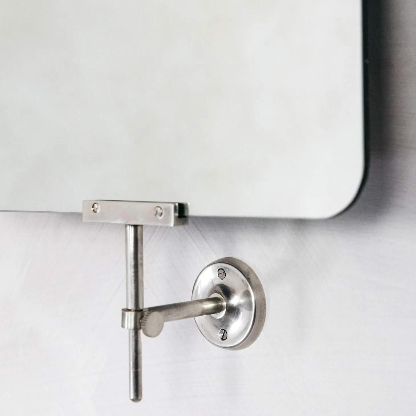 Orwell Swivel Mirrors