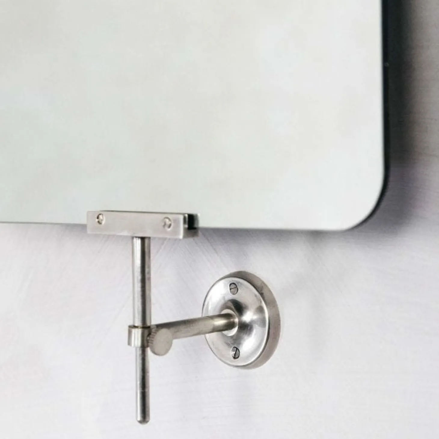 Orwell Swivel Mirrors
