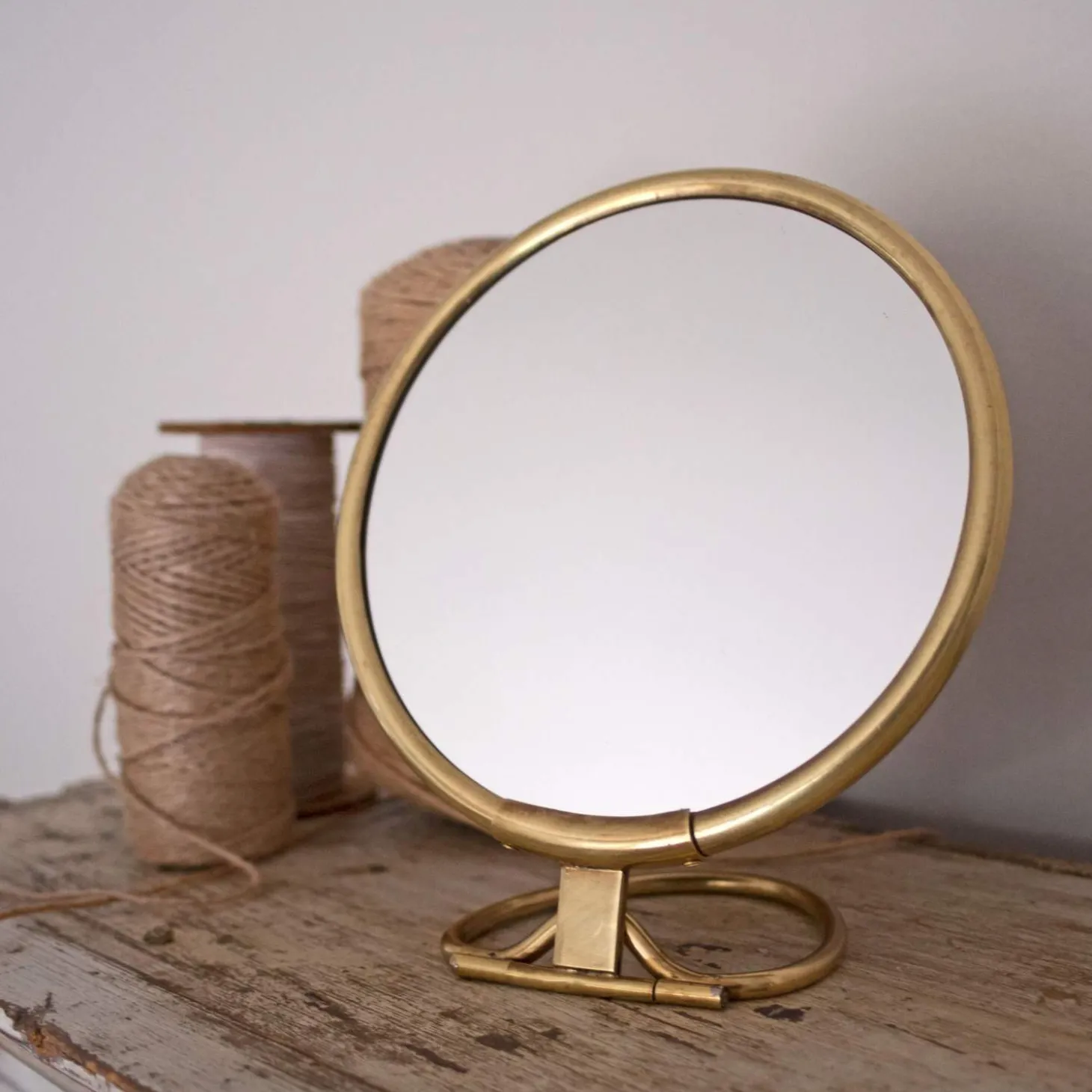 Otto Round Vanity Mirrors with Handle