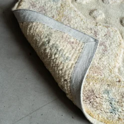 Posey Knotted Wool Rug 180 x 270cm