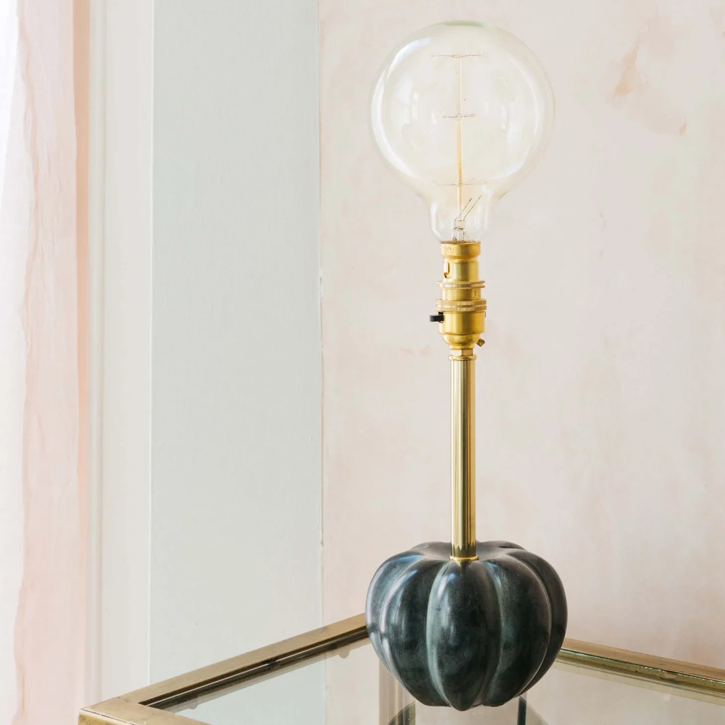 Pumpkin Stone Table Lamp