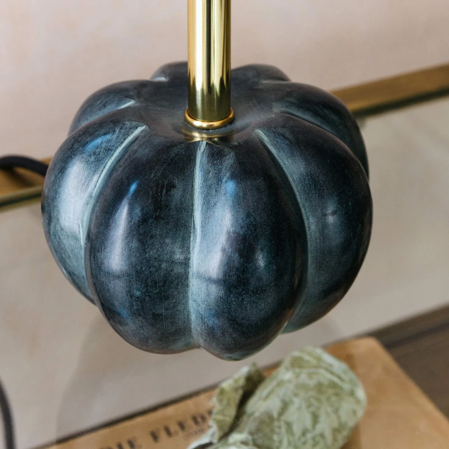 Pumpkin Stone Table Lamp