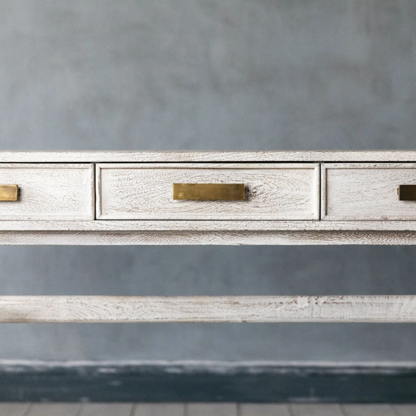Sandblasted Nordic Desk