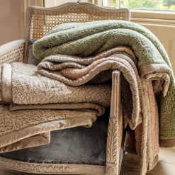 Sherpa Throw Pistachio