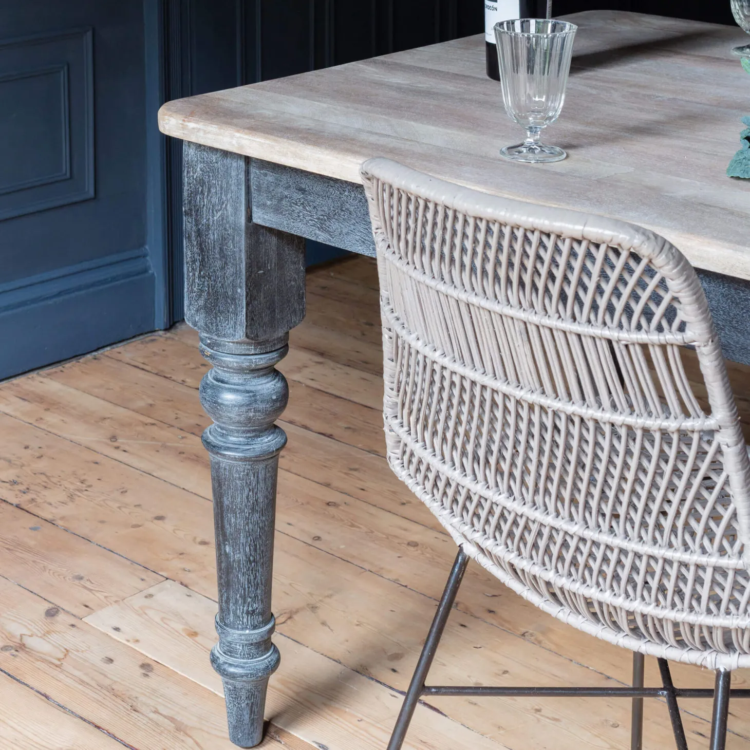 Small Lincoln 6 Seater Dining Table