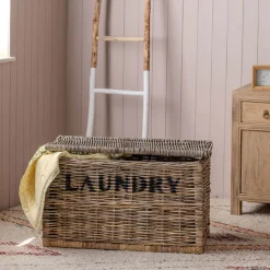 Sorting Laundry Hamper