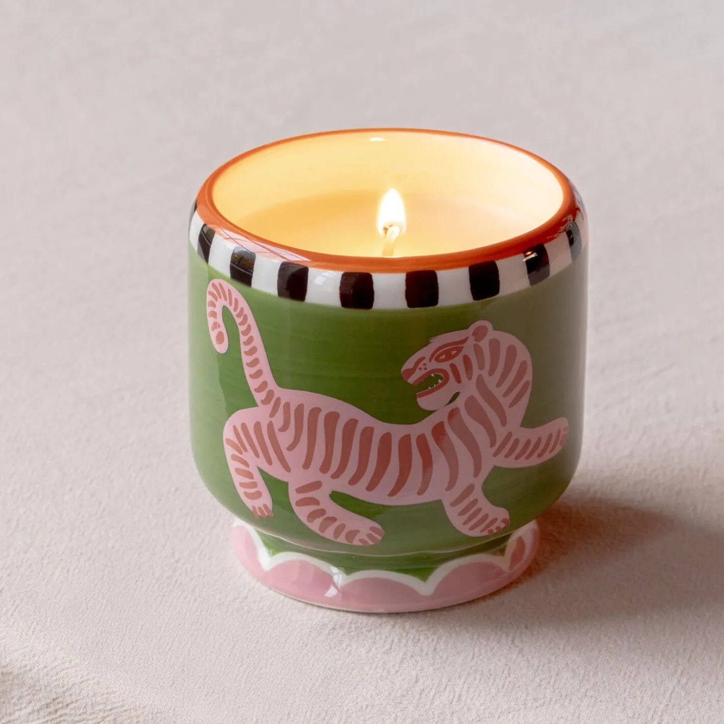 Tiger Ceramic Cedar and Fig Candle