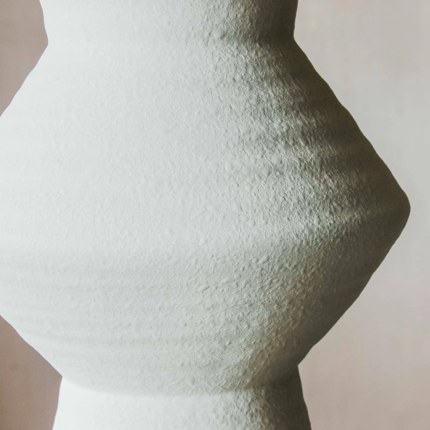 White Cyrus Ceramic Lamps