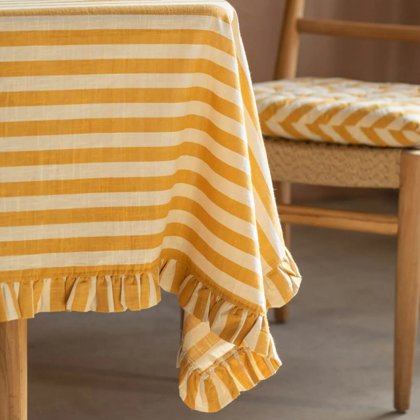 Yellow Candy Stripe Frill Tablecloths