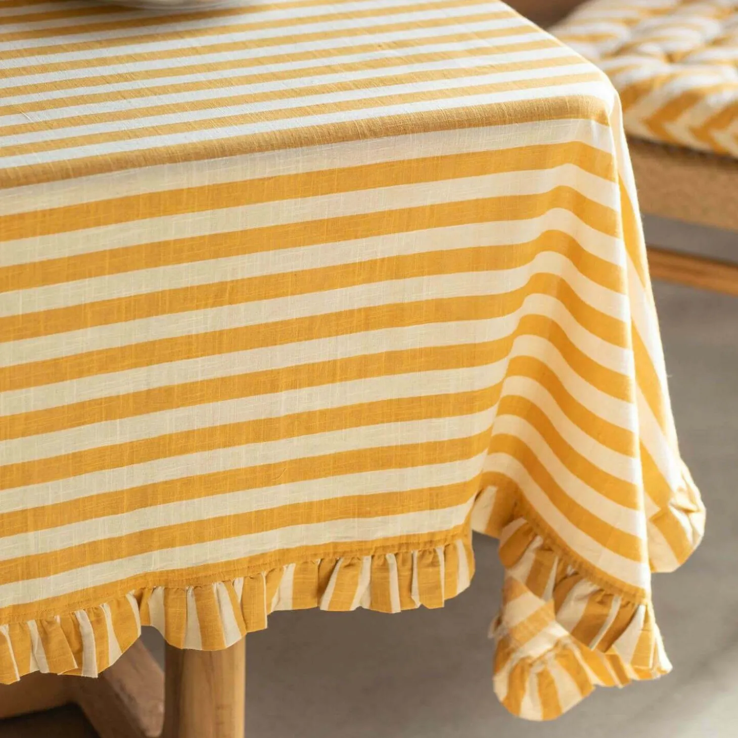 Yellow Candy Stripe Frill Tablecloths